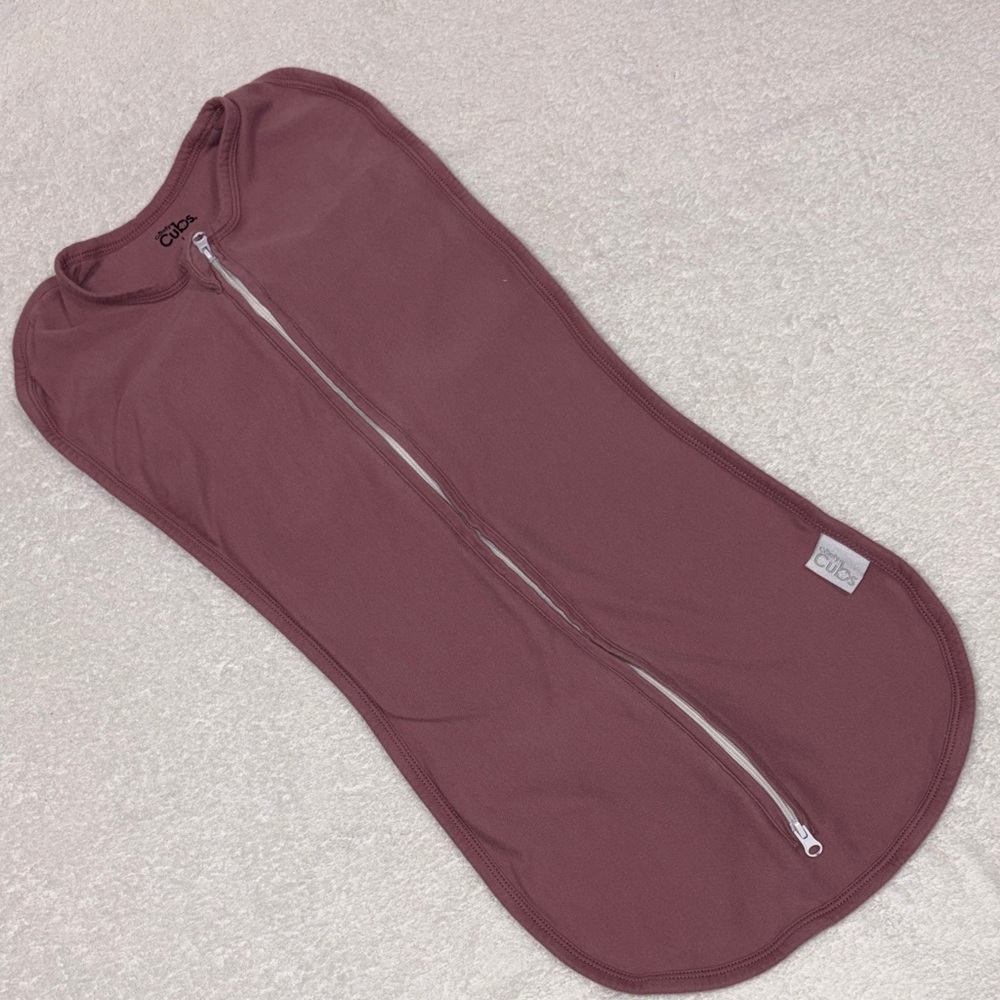 Comfy cubs Easy Zipper Swaddle Blankets Mauve large 14-18 lbs